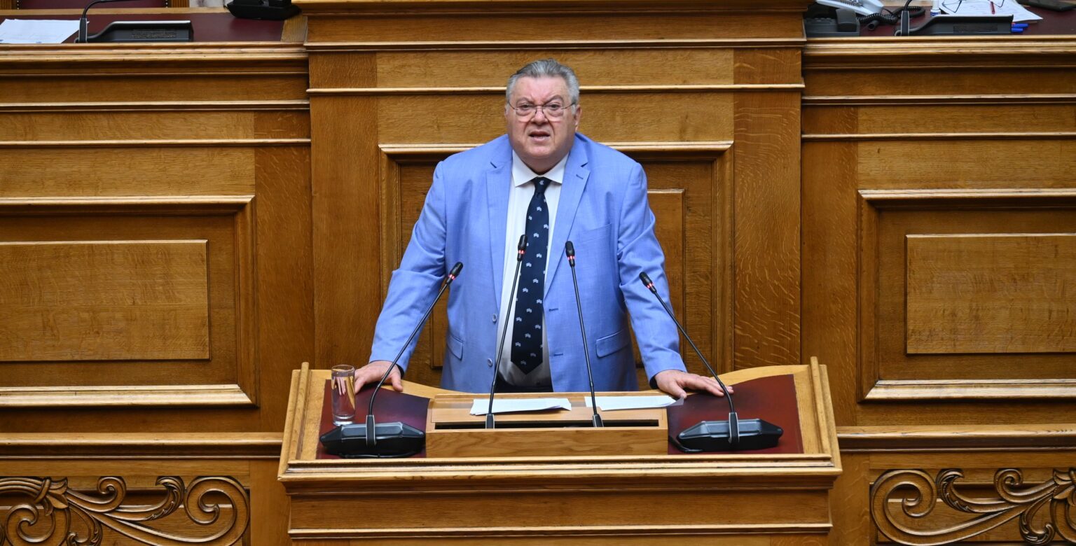 Οικονομόπουλος: «Η κυβέρνηση χαμηλώνει τη φωνή στην Τουρκία και χαρίζει τη Βασιλίτσα με 6.900 ευρώ τον χρόνο»