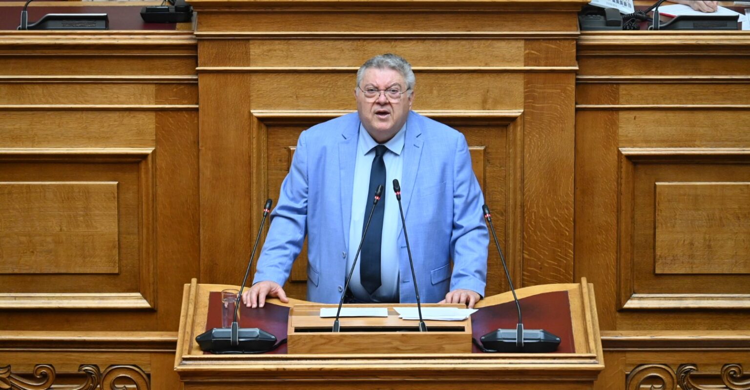 Οικονομόπουλος: Η κυβέρνηση στήνει κοινωνική πολιτική-βιτρίνα πάνω στην αγωνία των ΑμεΑ